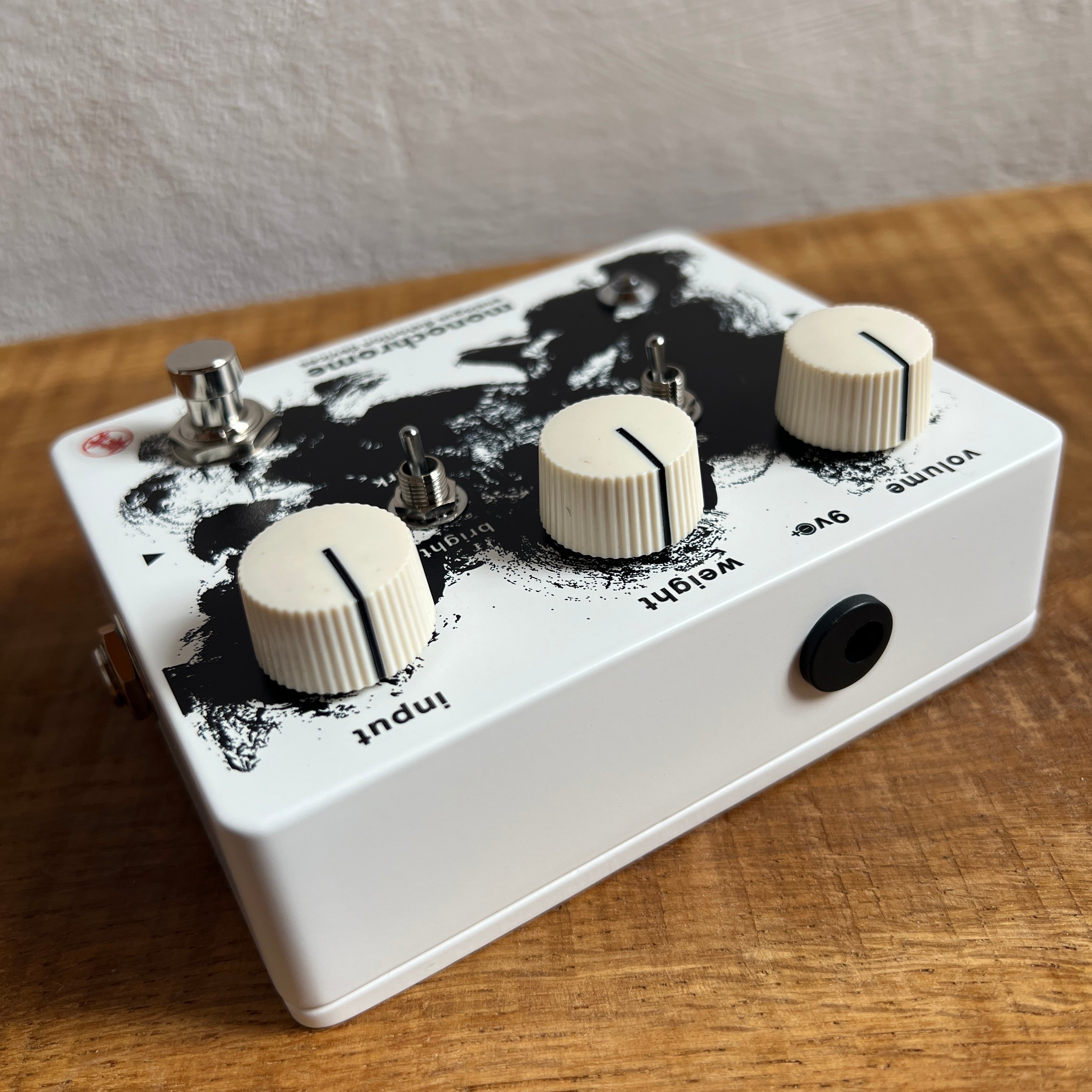fuzz one | white