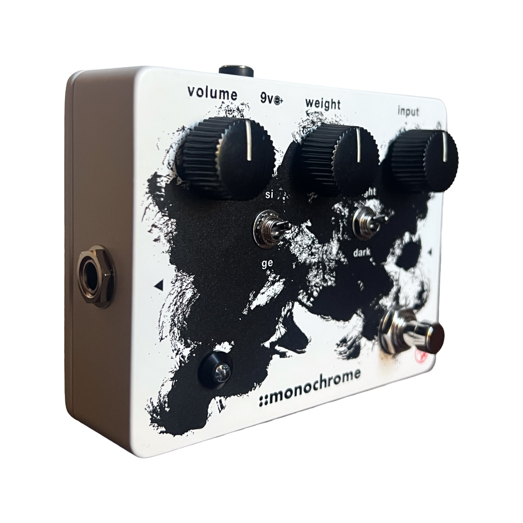 fuzz one | white (black knobs)